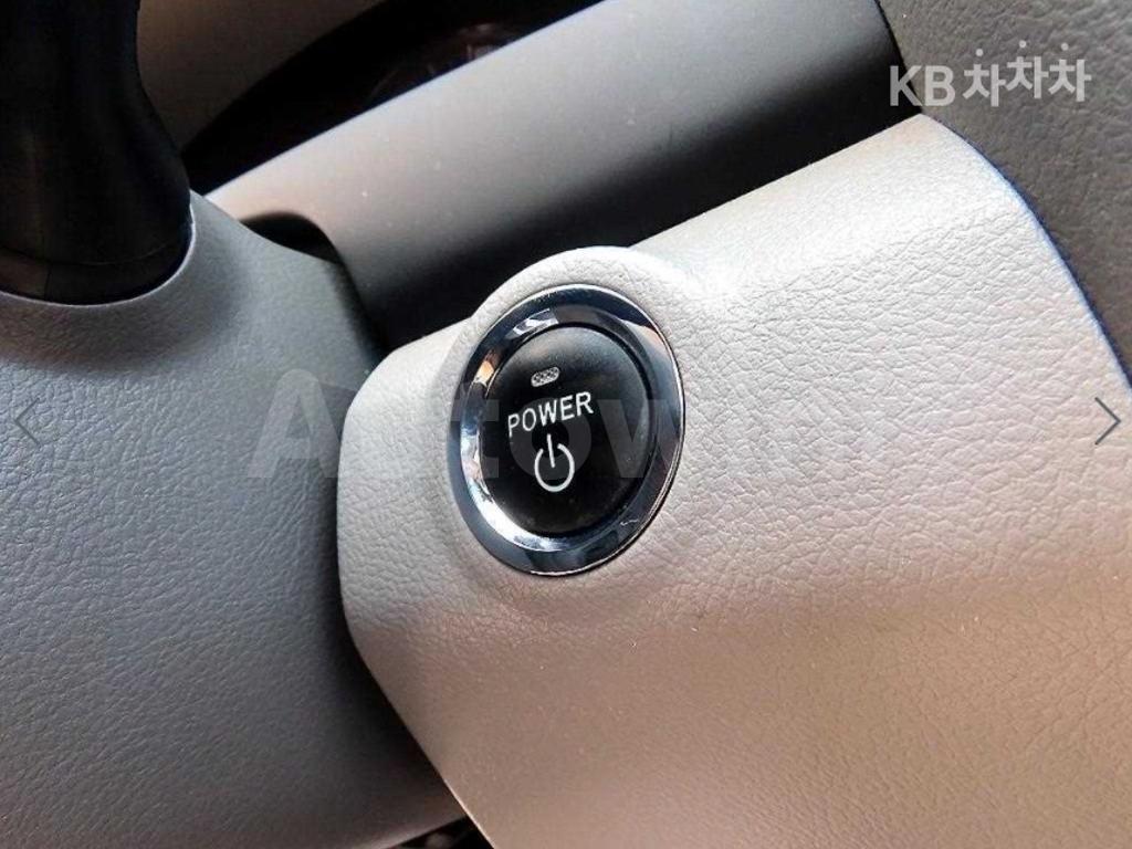 2010 TOYOTA CAMRY HYBRID - 13