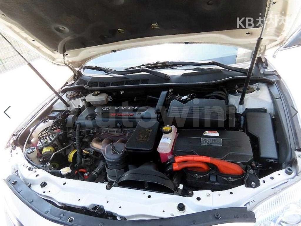 2010 TOYOTA CAMRY HYBRID - 19