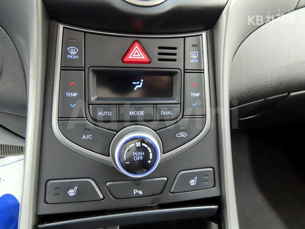 2016 HYUNDAI  AVANTE ELANTRA 1.6 GDI MORDERN BASIC - 13
