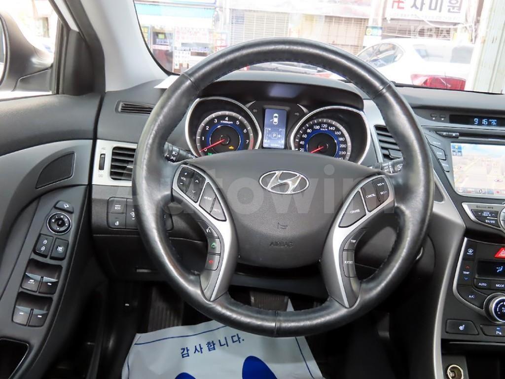 2016 HYUNDAI  AVANTE ELANTRA 1.6 GDI MORDERN BASIC - 17