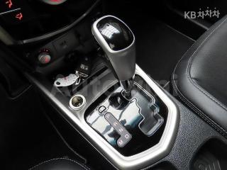 2018 SSANGYONG TIVOLI AMOUR 1.6 GASOLINE TX 2WD - 10