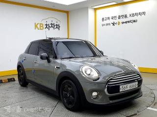 WMWXT3103F2C93587 2015 MINI COOPER 5DOORS D 1.5 미드트림-1