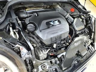 WMWXT3103F2C93587 2015 MINI COOPER 5DOORS D 1.5 미드트림-5