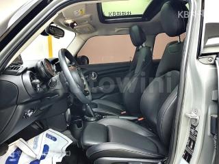 2015 MINI COOPER 5DOORS D 1.5 미드트림 - 9