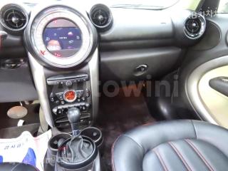 2014 MINI COOPER COUNTRYMAN D 2.0 - 10