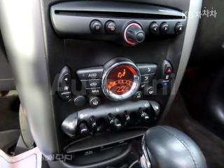 2014 MINI COOPER COUNTRYMAN D 2.0 - 14