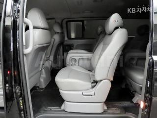 KMJWA37KBJU991037 2018 HYUNDAI  GRAND STAREX 웨건 11 SEATS MORDERN-5