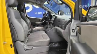 2014 HYUNDAI GRAND STAREX H-1 12 SEATS WAGON CVX LUXURY - 8