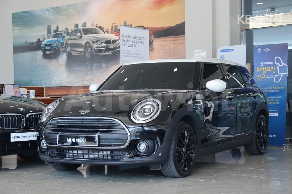 WMW71BB06M2P16705 2021 MINI COOPER CLUBMAN 2.0 COOPER D HIGH TRIM-0