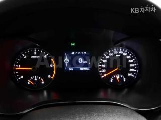 2016 KIA K5 2ND GEN OPTIMA 1.7 DIESEL MX PRESTIGE - 12
