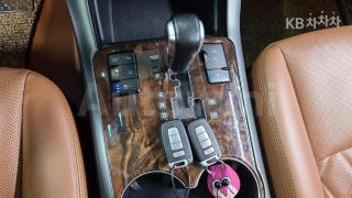 2017 KIA  MOHAVE BORREGO 4WD PRESIDENT 7 SEATS - 15