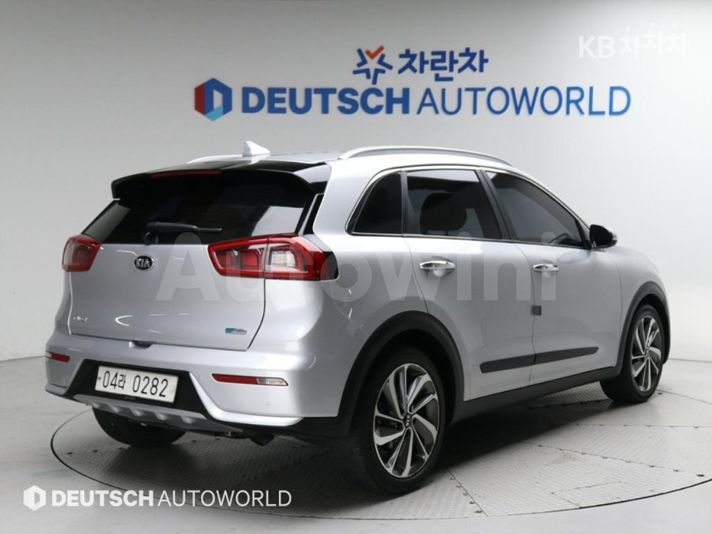 2017 KIA NIRO 1.6 PRESTIGE - 20