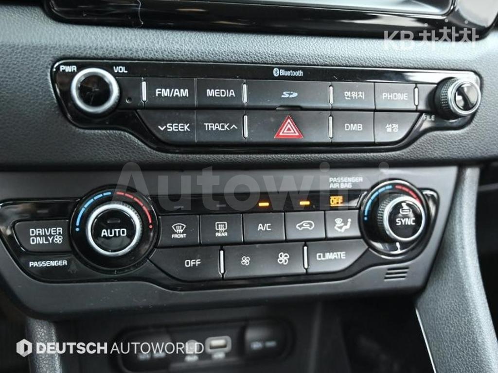 2017 KIA NIRO 1.6 PRESTIGE - 17