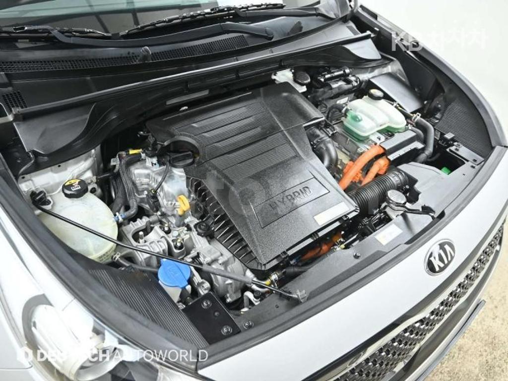 2017 KIA NIRO 1.6 PRESTIGE - 19