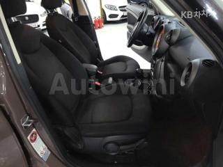 2012 MINI COOPER COUNTRYMAN D 2.0 - 11