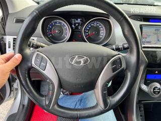 2014 HYUNDAI AVANTE MD ELANTRA M16 GDI LUXURY - 12