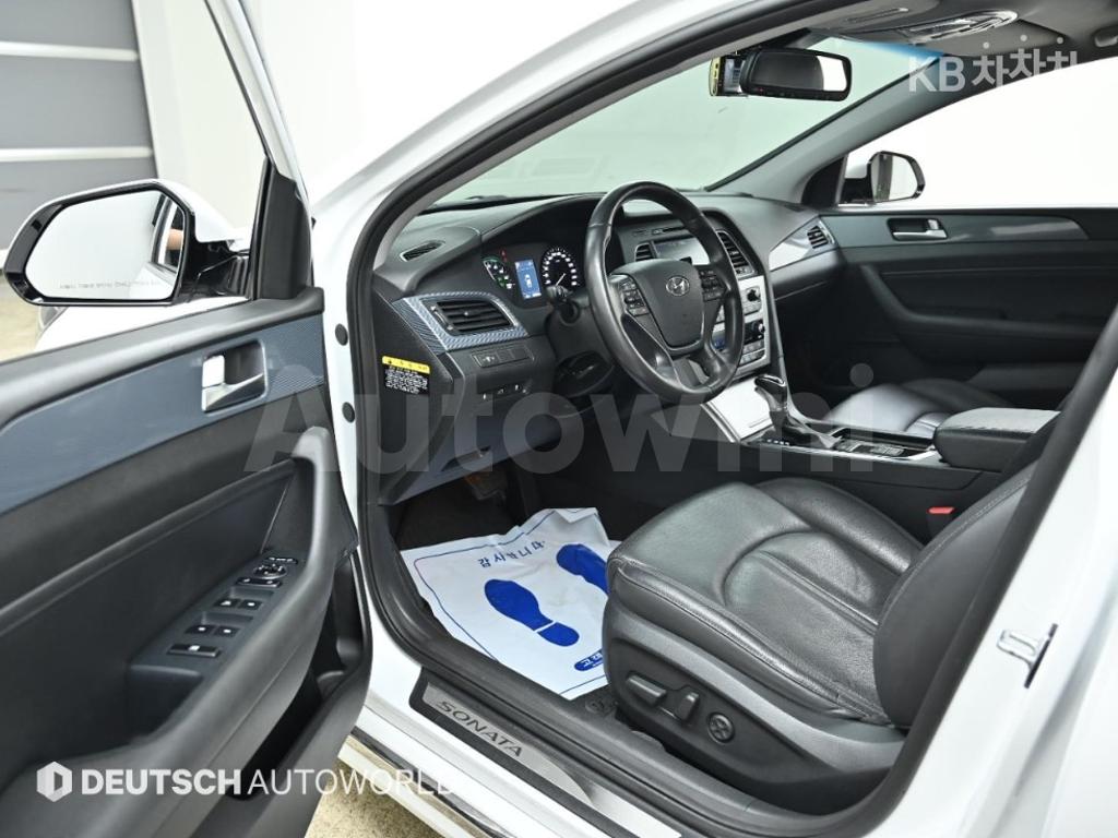 2017 HYUNDAI LF SONATA HYBRID 2.0 HEV PREMIUM - 11