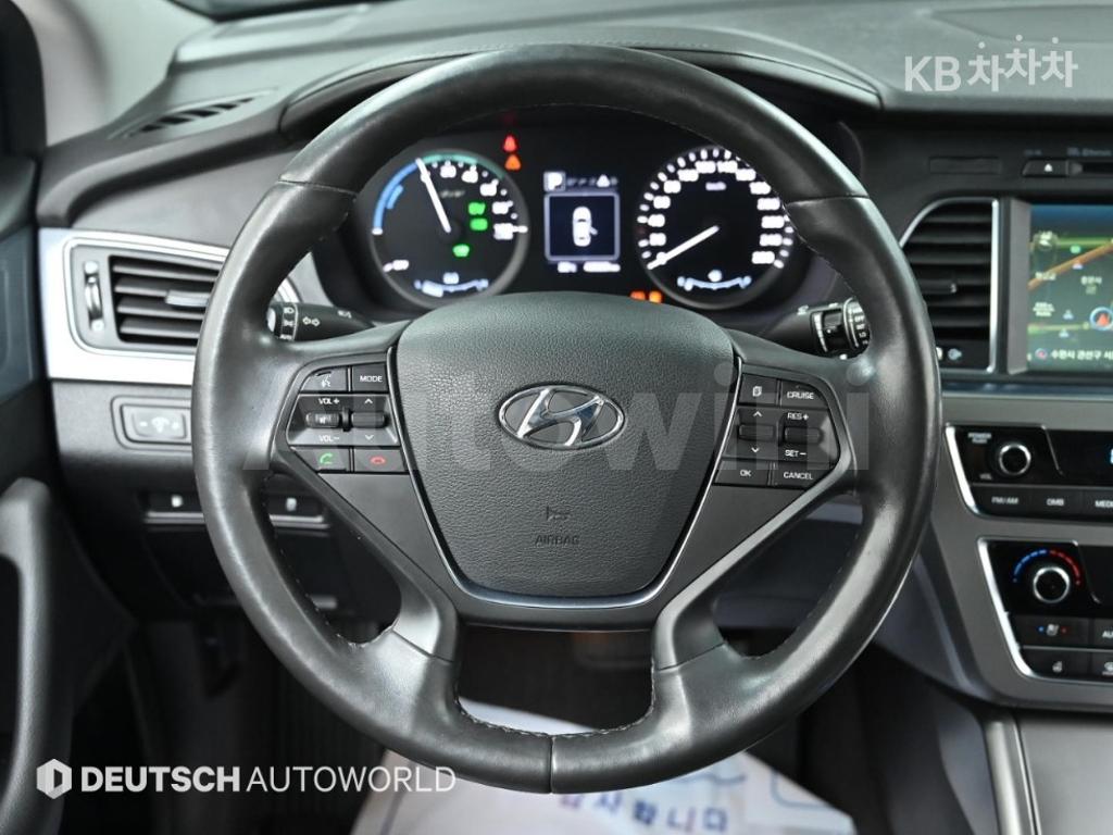 2017 HYUNDAI LF SONATA HYBRID 2.0 HEV PREMIUM - 13