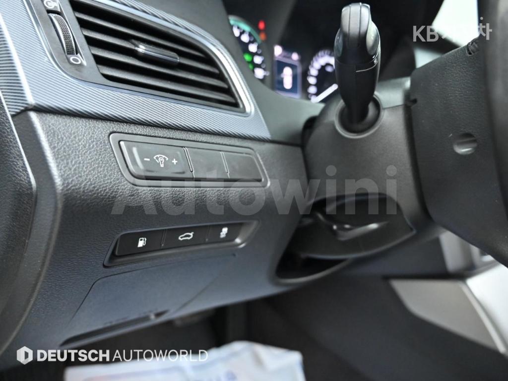 2017 HYUNDAI LF SONATA HYBRID 2.0 HEV PREMIUM - 17