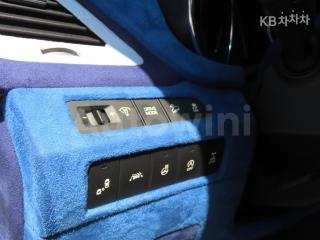 2018 HYUNDAI  MAXCRUZ DIESEL(E-VGT)R2.2 4WD 파이니스트 EDITION 7 SEATS - 11