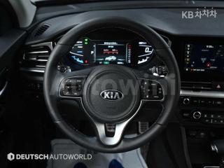 2020 KIA  NIRO 1.6 HEV NOBLESSE SPECIAL - 13