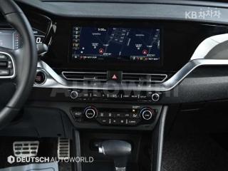 2020 KIA  NIRO 1.6 HEV NOBLESSE SPECIAL - 14