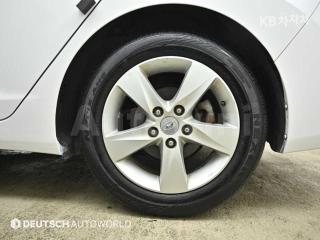 KMHDG41DBEU929080 2014 HYUNDAI AVANTE MD ELANTRA M16 GDI 에비뉴-4