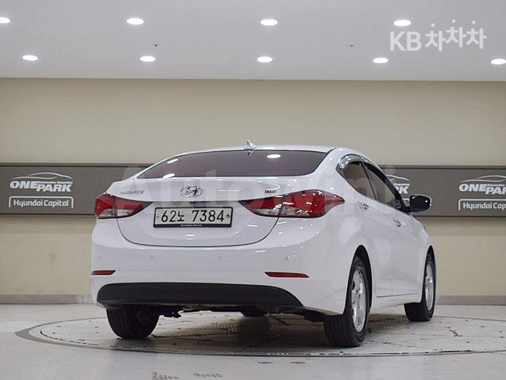 KMHDG41DBGU542506 2016 HYUNDAI  AVANTE ELANTRA 1.6 GDI MORDERN BASIC-2