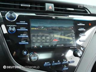 2019 TOYOTA CAMRY 2.5 XLE - 18