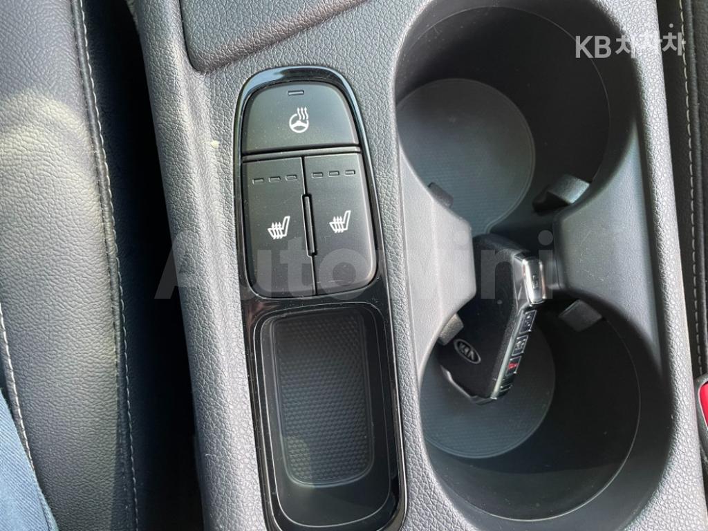 2021 KIA  NIRO 1.6 HEV PRESTIGE - 13