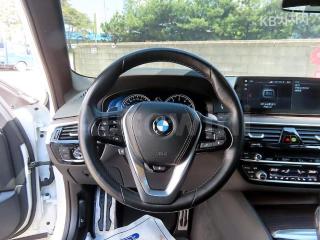 2017 BMW  5SERIES G30  530I M SPORT PLUS - 7