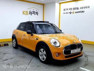 2016 MINI COOPER D 1.5 미드 - 22