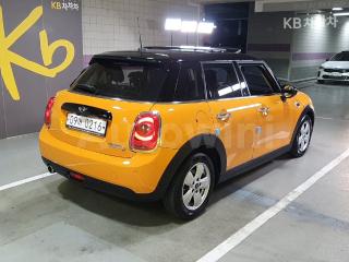 WMWXT3109G2E26838 2016 MINI COOPER D 1.5 미드-1