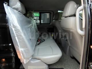 2021 HYUNDAI  GRAND STAREX VAN 5 SEATS MORDERN - 8