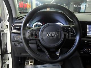 2018 KIA NIRO 1.6 NOBLESSE - 8