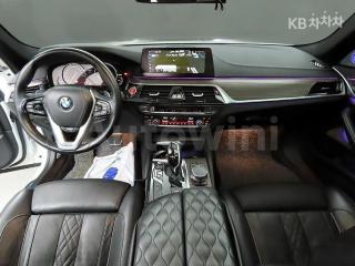 2017 BMW  5SERIES G30  530I M SPORT PLUS - 9