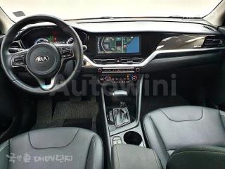 KNACB81CGLA420647 2020 KIA  NIRO 1.6 HEV PRESTIGE-4