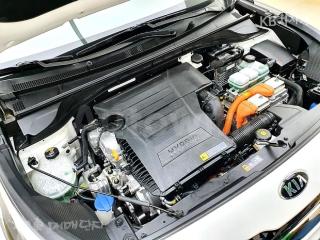 KNACB81CGLA420647 2020 KIA  NIRO 1.6 HEV PRESTIGE-5