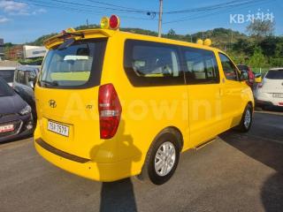 KMJWA37KBHU855190 2017 HYUNDAI GRAND STAREX H-1 15 SEATS 어린이버스 LUXURY-3