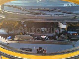 KMJWA37KBHU855190 2017 HYUNDAI GRAND STAREX H-1 15 SEATS 어린이버스 LUXURY-4