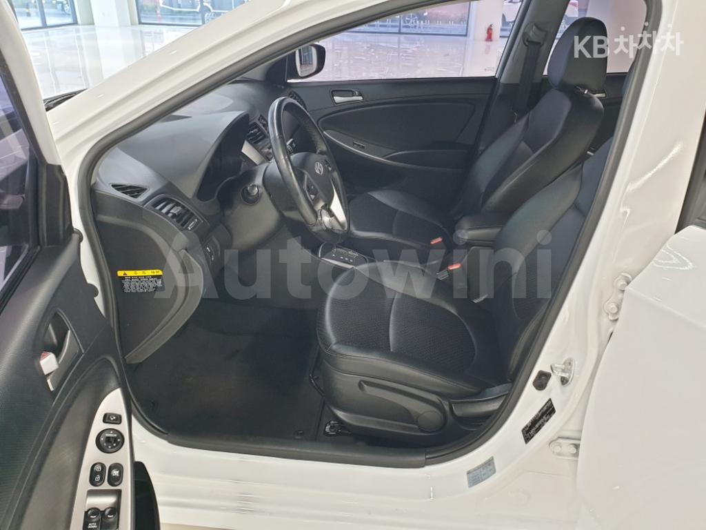 2019 HYUNDAI ACCENT  1.4 VVT SMART SPECIAL - 17