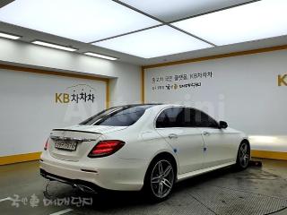 2018 MERCEDES BENZ E-CLASS W213  E300 AMG LINE - 23