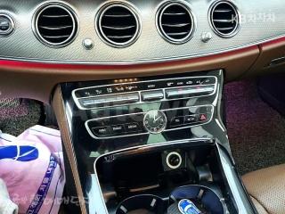 2018 MERCEDES BENZ E-CLASS W213  E300 AMG LINE - 12
