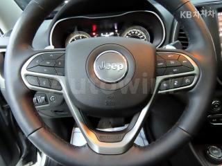 2019 JEEP CHEROKEE KL  2.4 GASOLINE AWD LONGITUDE HIGH - 9