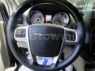 2016 CHRYSLER GRAND VOYAGER 3.6 GASOLINE LIMITED(11년~) - 9