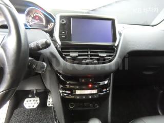 2019 PEUGEOT 2008 1.5 BLUEHDI ALLURE - 10