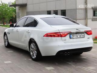 SAJBA4BN3HCY44793 2017 JAGUAR XF 2.0D PORTFOLIO AWD-3