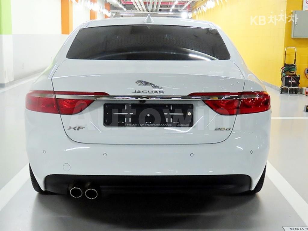 SAJBB4BN2KCY75831 2019 JAGUAR XF 2.0D PORTFOLIO-2