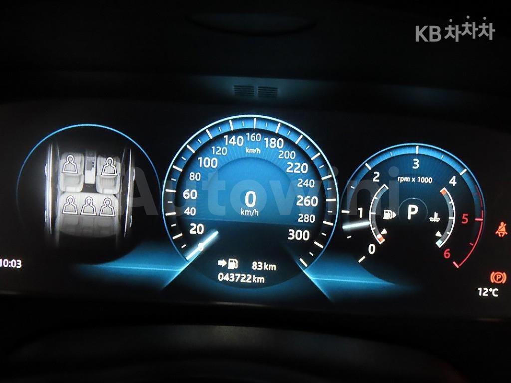 SAJBB4BN2KCY75831 2019 JAGUAR XF 2.0D PORTFOLIO-4