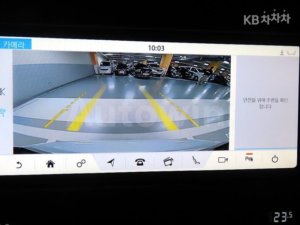 2019 JAGUAR XF 2.0D PORTFOLIO - 10